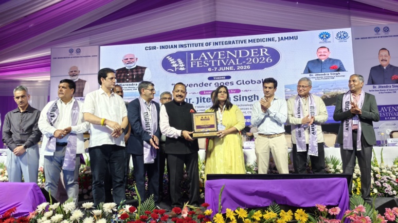 Felicitation of Media 4